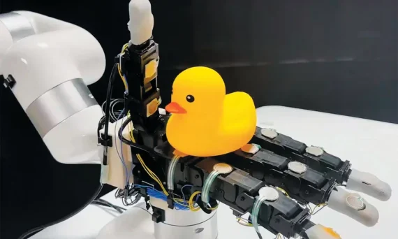 Robot hand manipulates an unfamiliar object using simple touch sensors